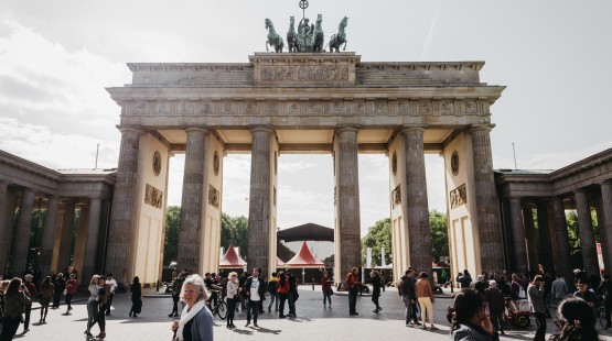 marius-serban-iFtuhgn7fYs-unsplash.jpg